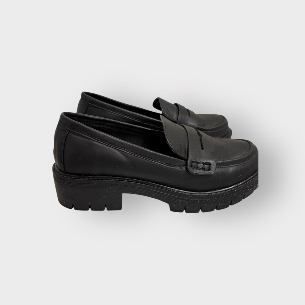 MIA Black Chunky Loafers Basically new